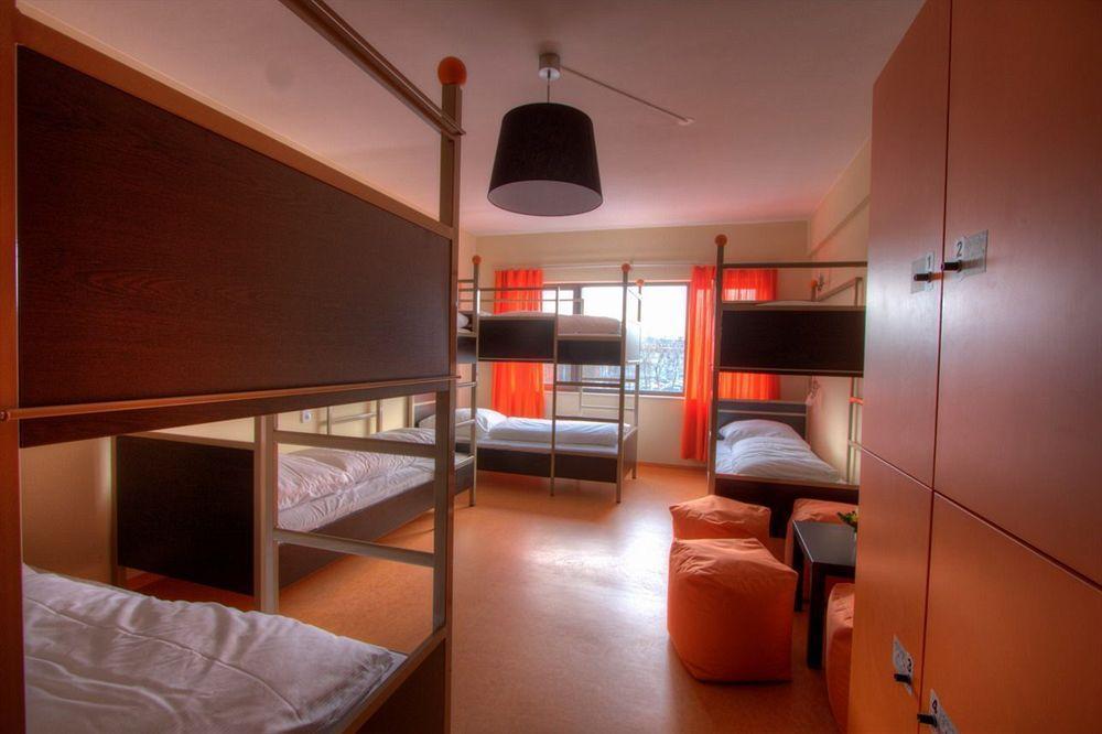 Hostel 2a *
