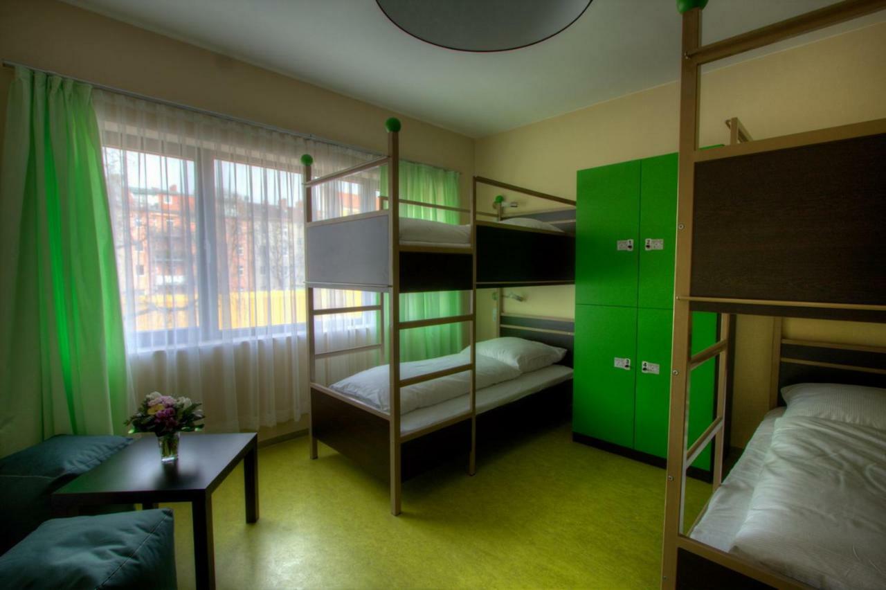 Hostel 2a